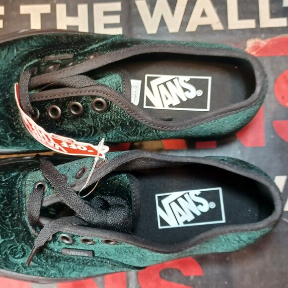 Vans Men's 4.5/Women's 6 Authentic Jungle Green Velvet Black VN0A5KRD8E8 - Picture 6 of 12